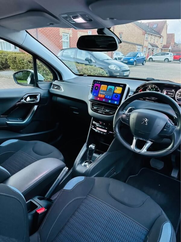 2013 Peugeot 208 - Image 2