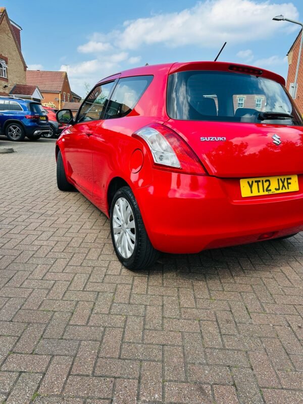 Suzuki Swift - Image 2