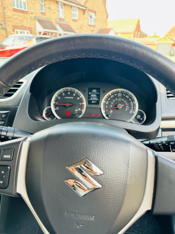 Suzuki Swift - Image 13